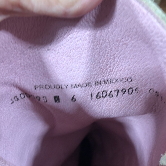 Junk Gypsy by Lane Texas Tumbleweed 6 - Picture 12 of 15